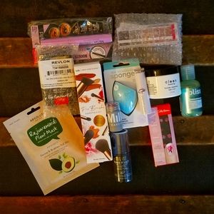 Lot of 12 Brand New HBA/Makeup Items Worth $96, Including 6 Brushes, Eye…